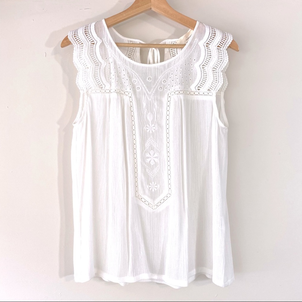 New TheKorner Anthropologie White Lace Blouse Top